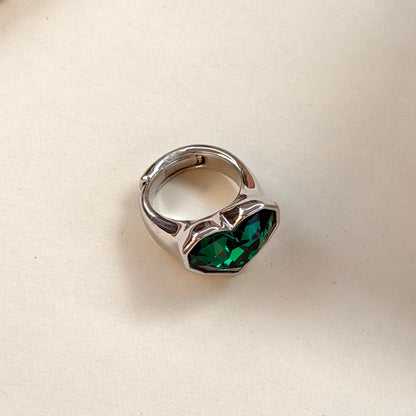 Amara Ring