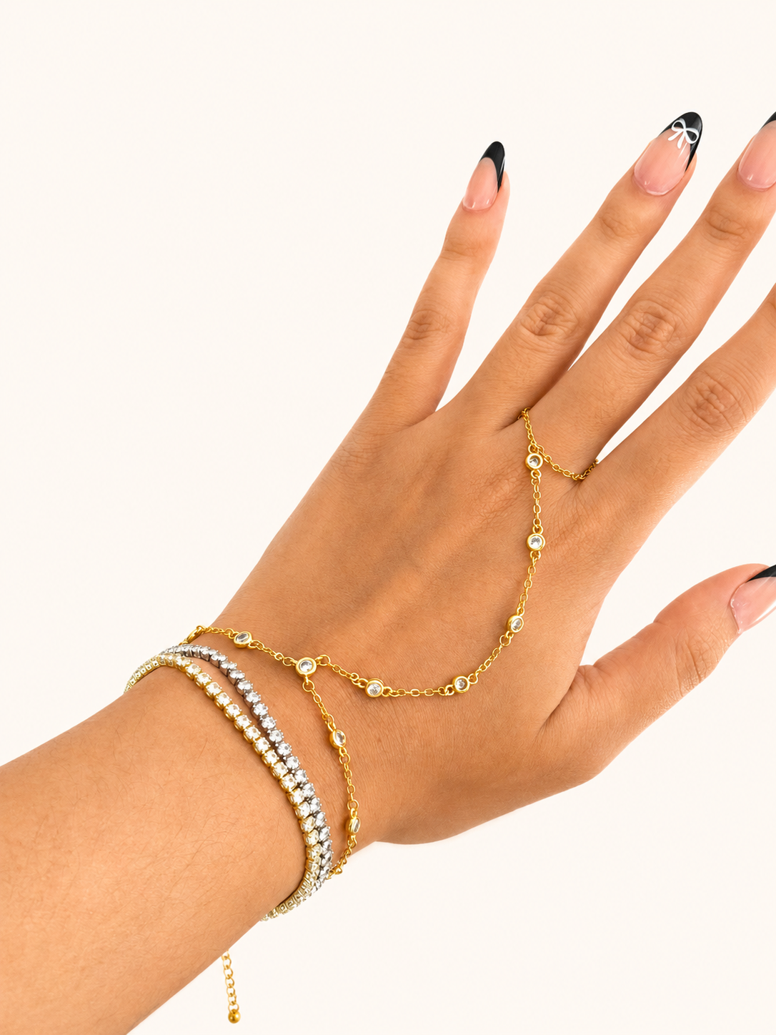tw Hand Chain